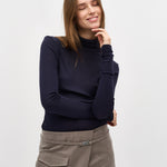 Siccan-M_Fallen Rock Melange_Model_4