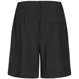 Guri-M_Black_Packshot_1