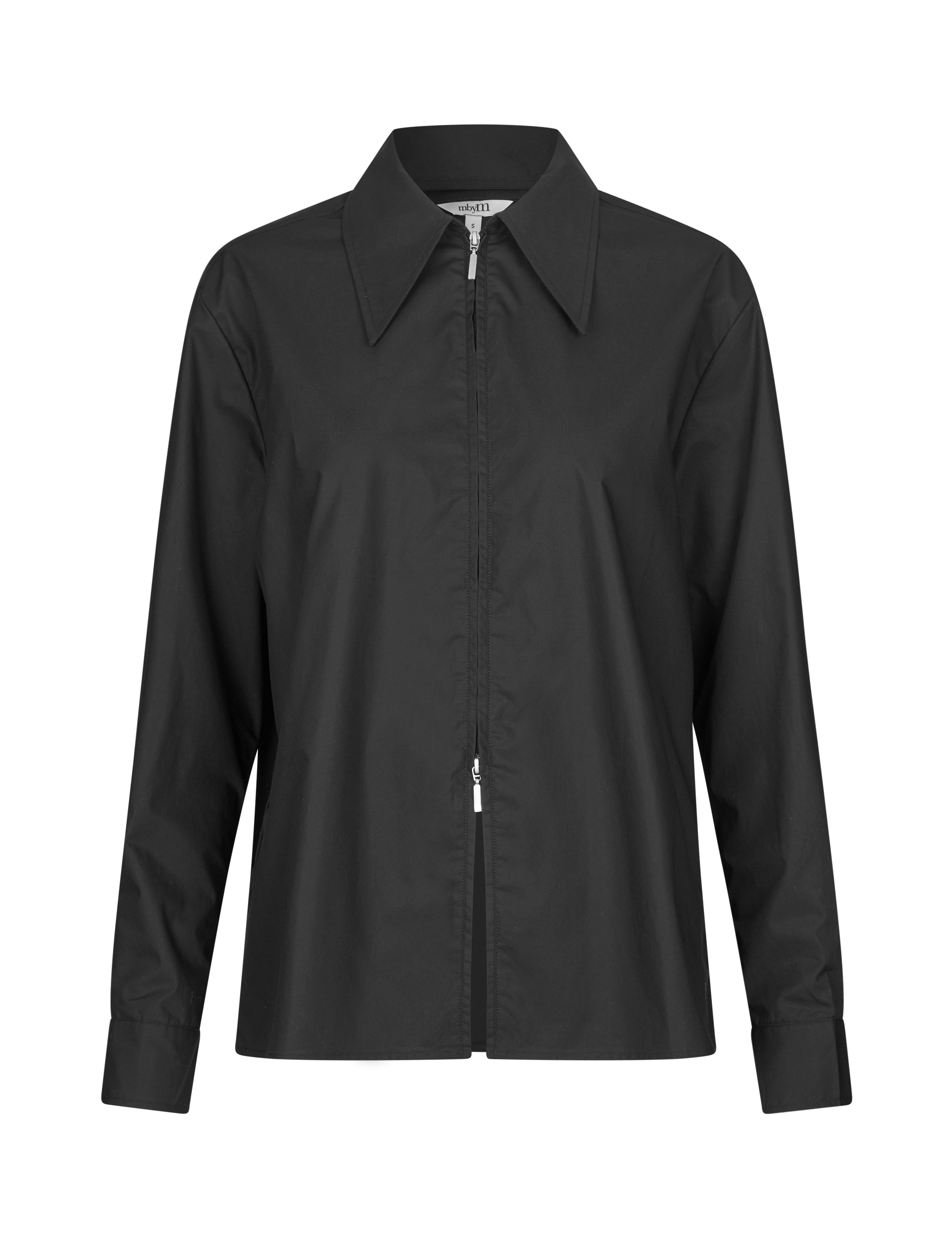 Kiala-M_Black_Packshot_0