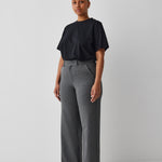 Lucy-M_Medium Melange_Model_