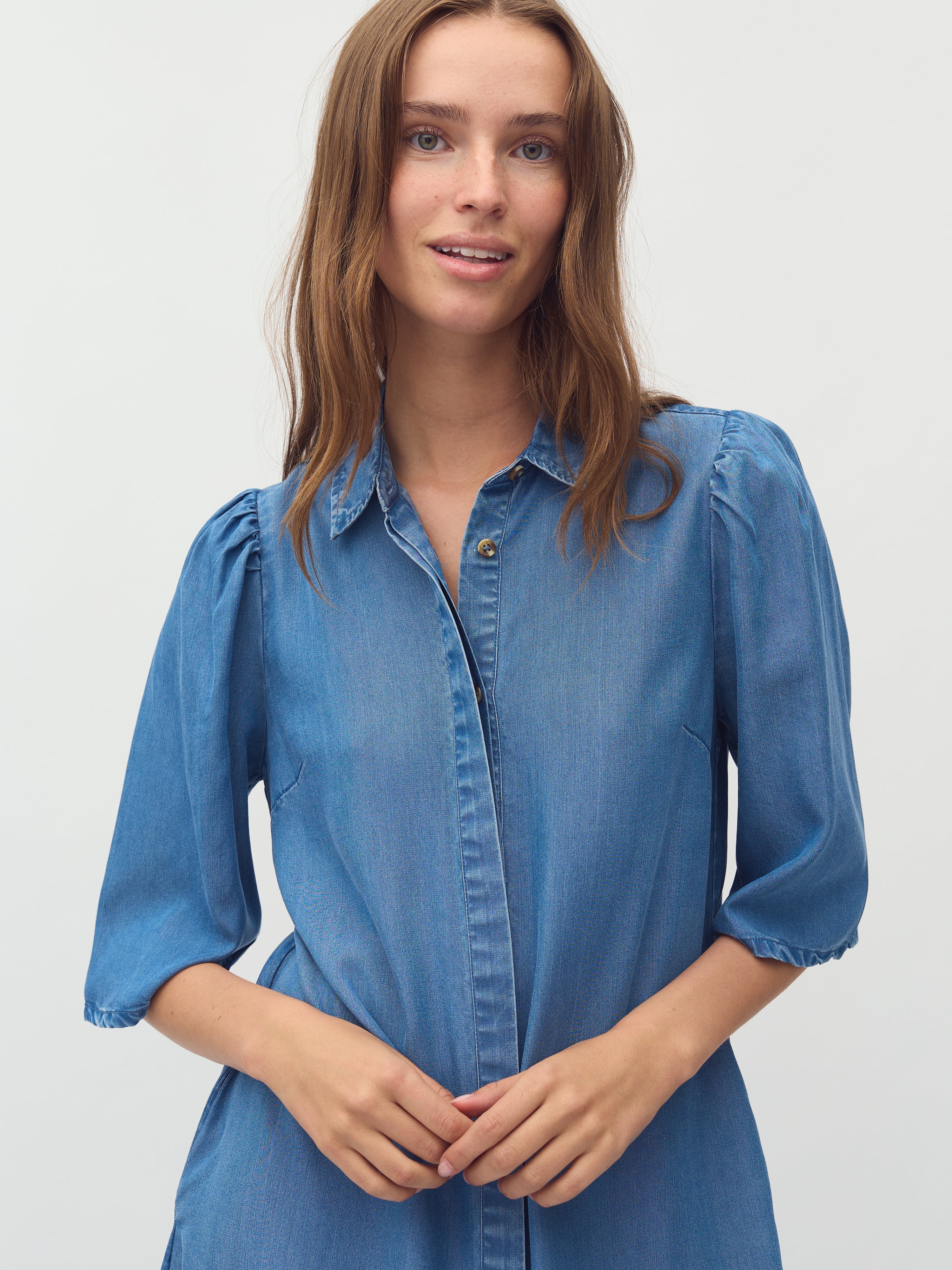 Sophien-M_Mid Vintage Wash_Model_