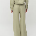 Christoff-M_Pistachio Green Melange_Model_