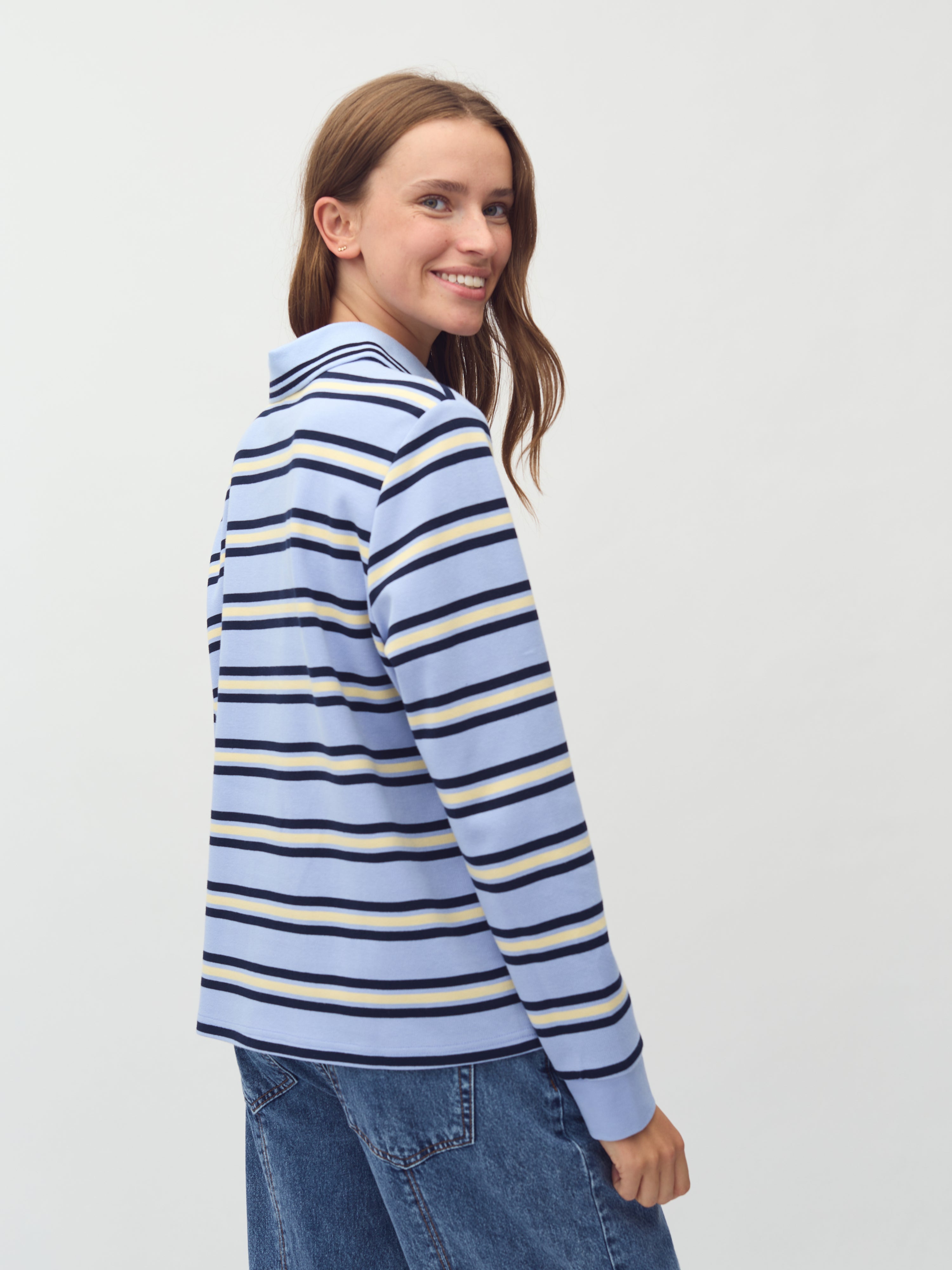 Polla-M_Cool Blue Stripe_Model_2