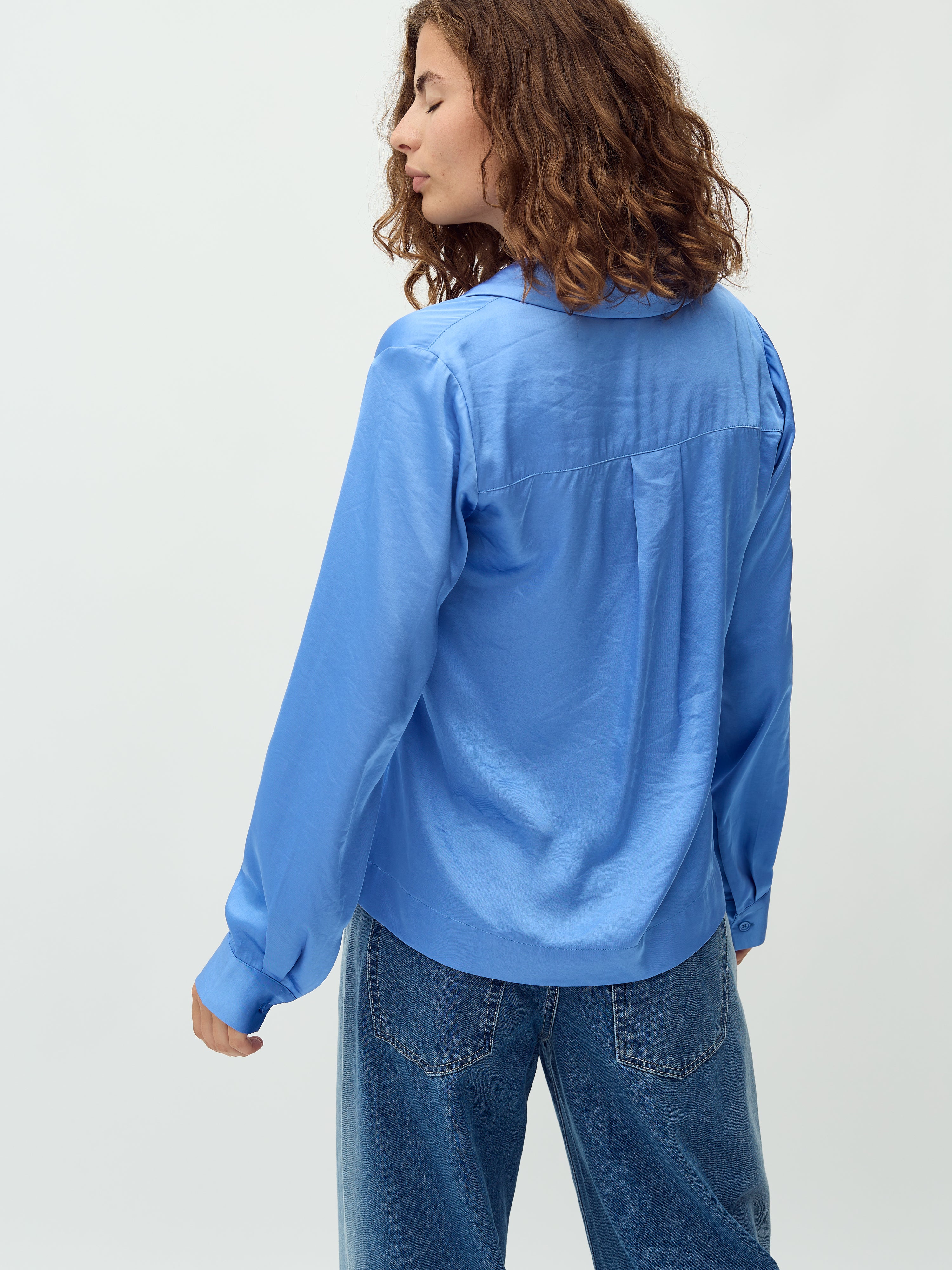 Cania-M_Ultramarine_Model_2