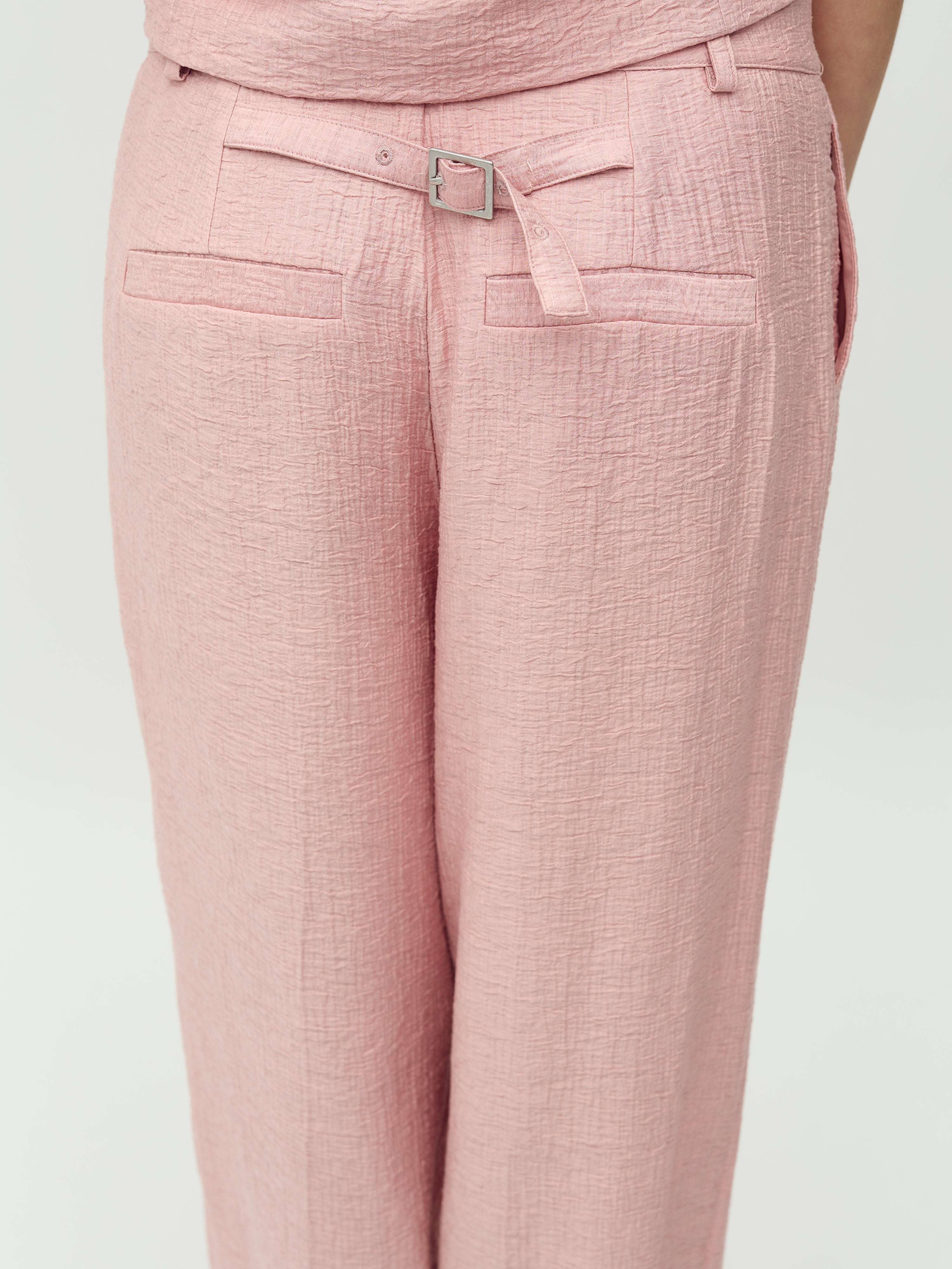 Dagma-M_Pink Melange_Model_3