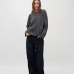 Gillian Contrast-M_Black Contrast_Model_2