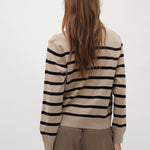 Sika-M_Oyster Black Stripe_Model_2