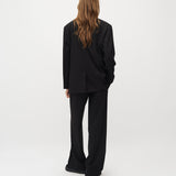 Kammia-M_Black_Model_3