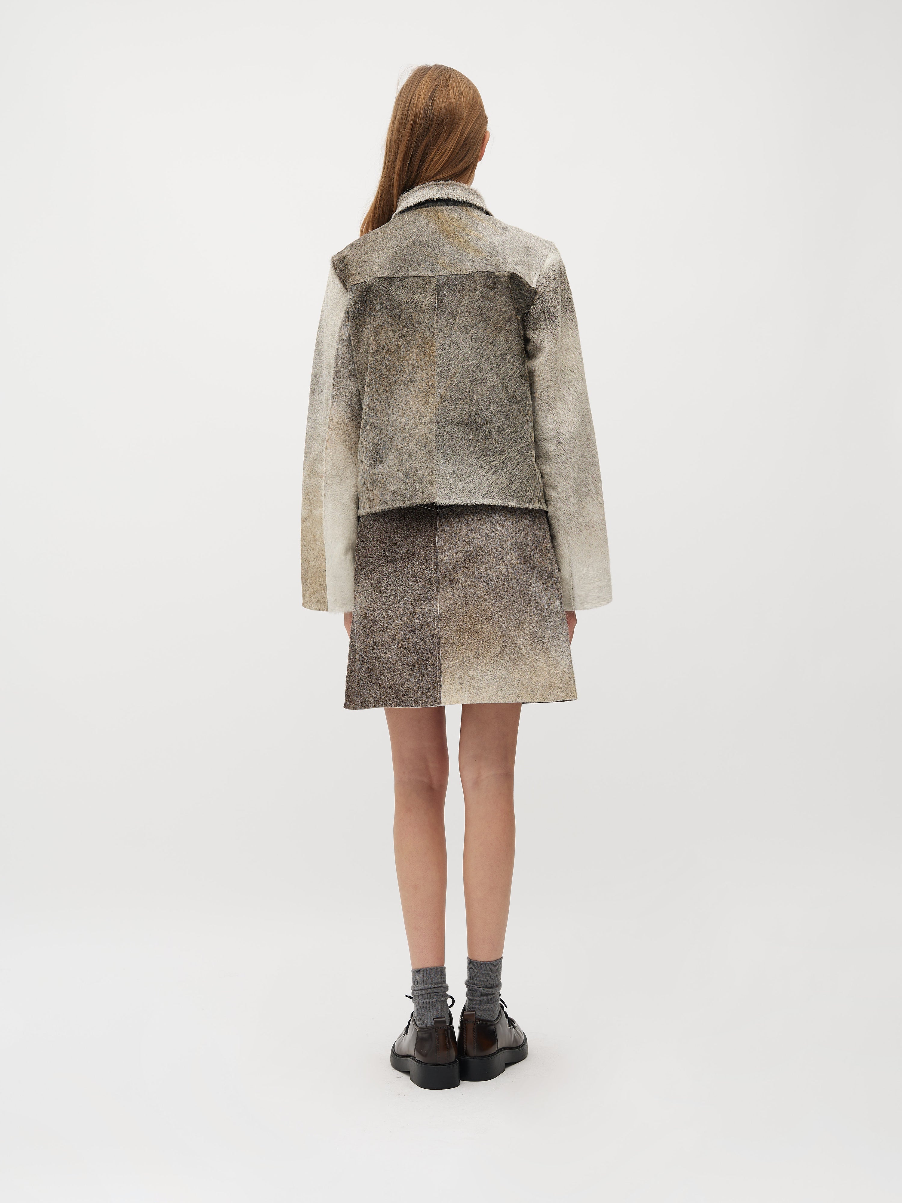 Isata-M_Grey Cow_Model_3