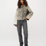 Isata-M_Grey Cow_Model_8