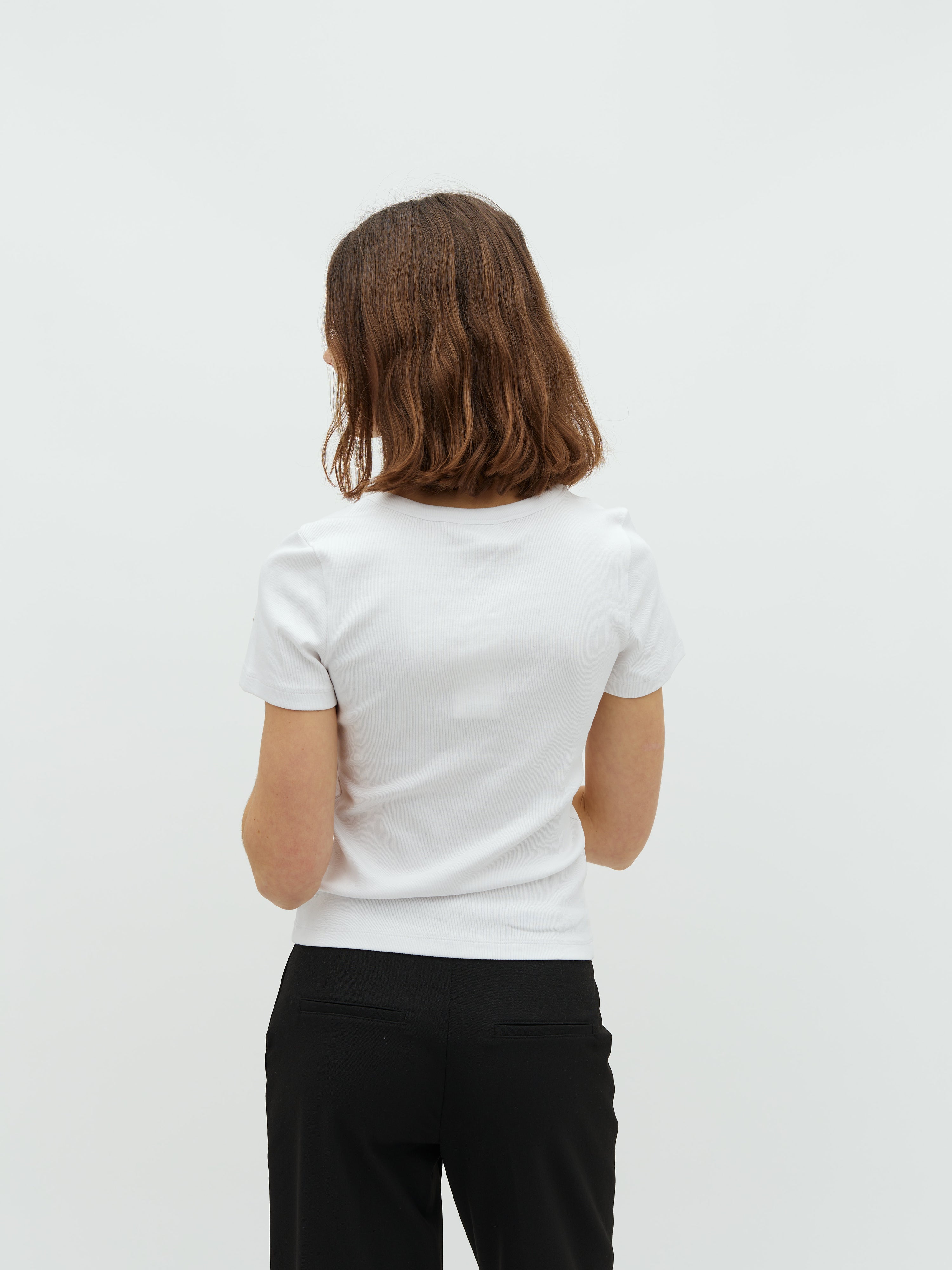 Otis-M_White_Model_2