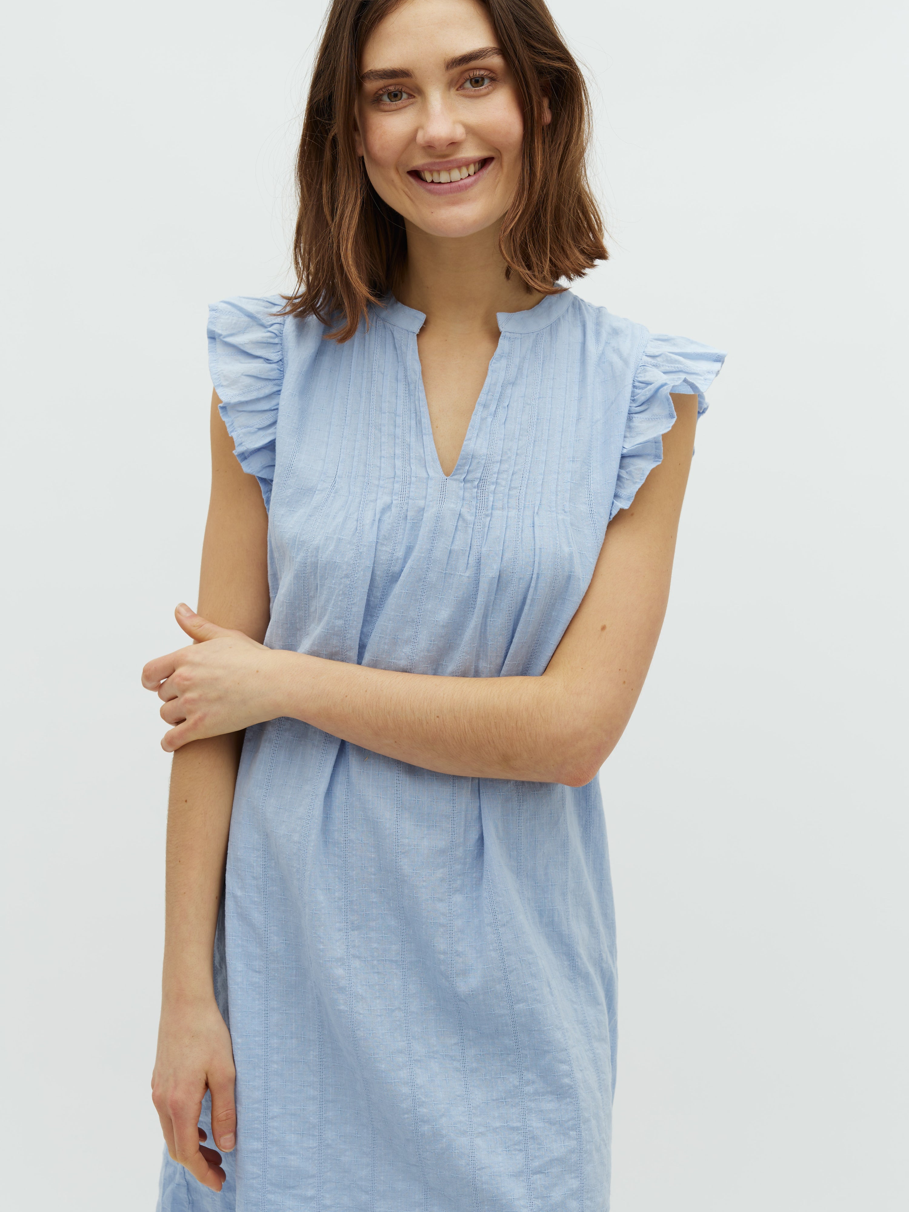 Gemala Long-M_Blue Heron_Model_1