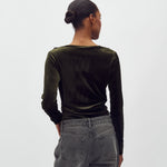 Lione_Pine Green_Model_2