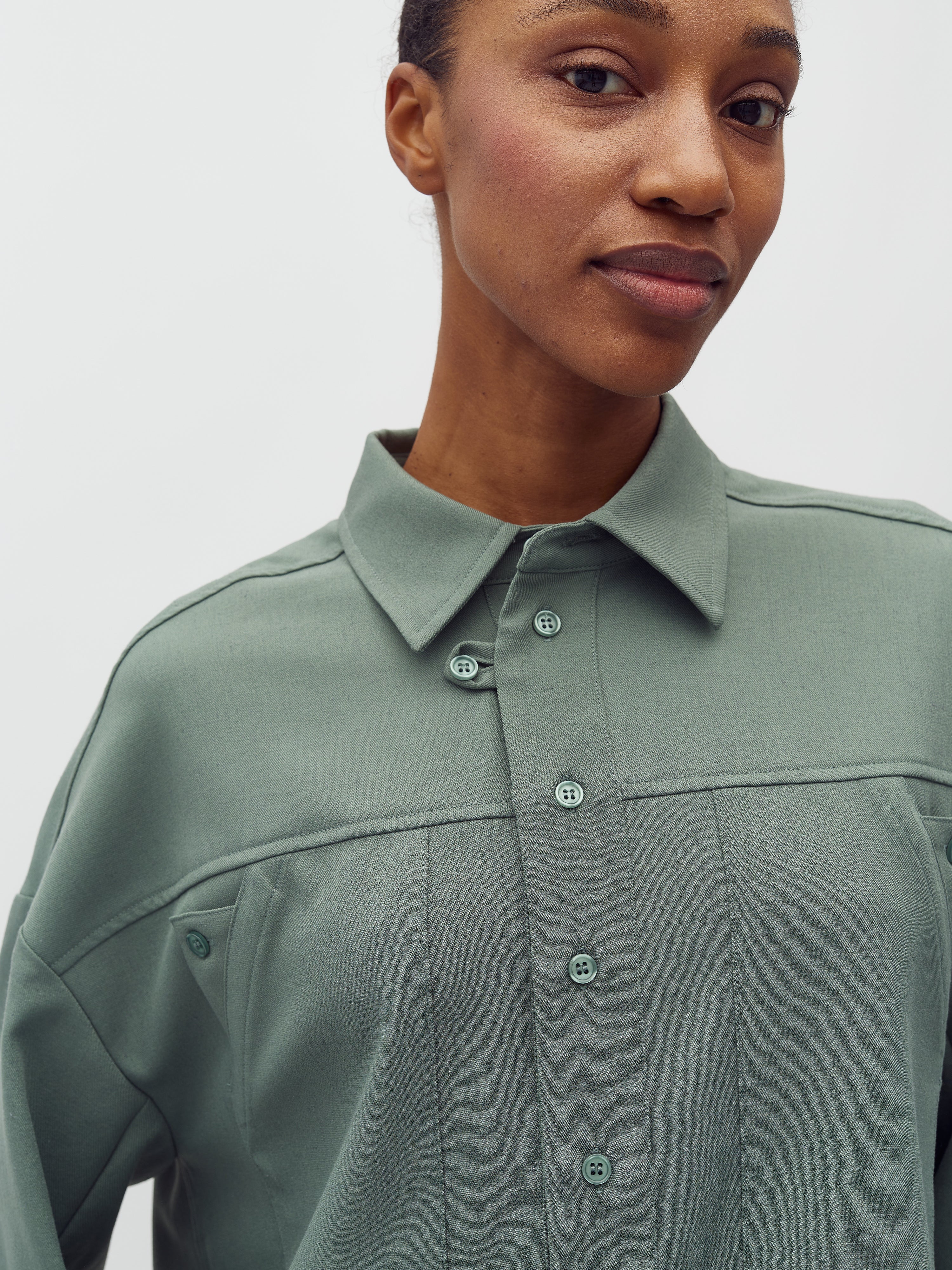 Levya-M_Iceberg Green Melange_Model_3