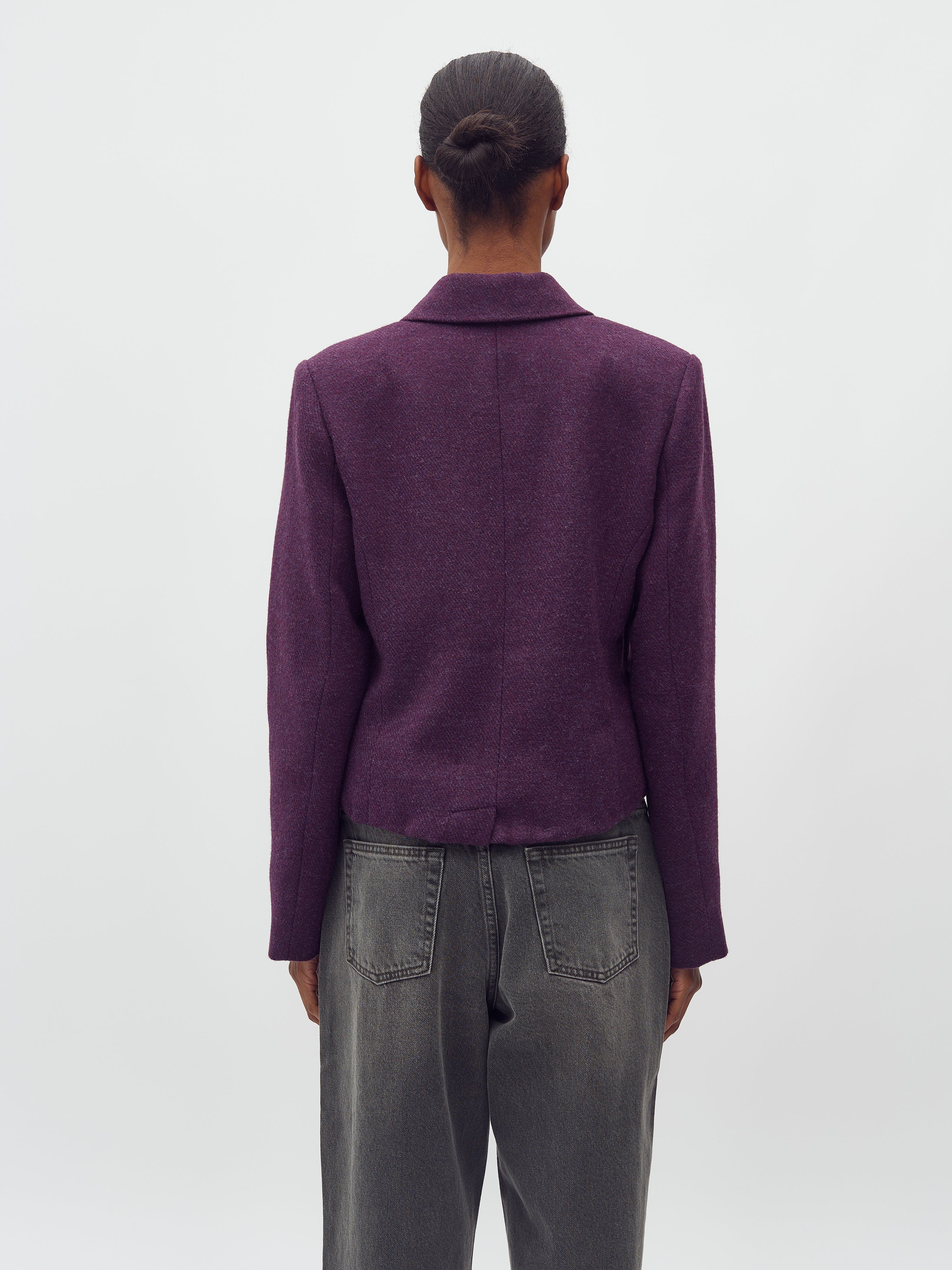 Iva-M_Greystone Twill_Model_2