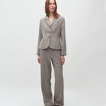 Niona-M_Pepper Grey Melange_Model_3