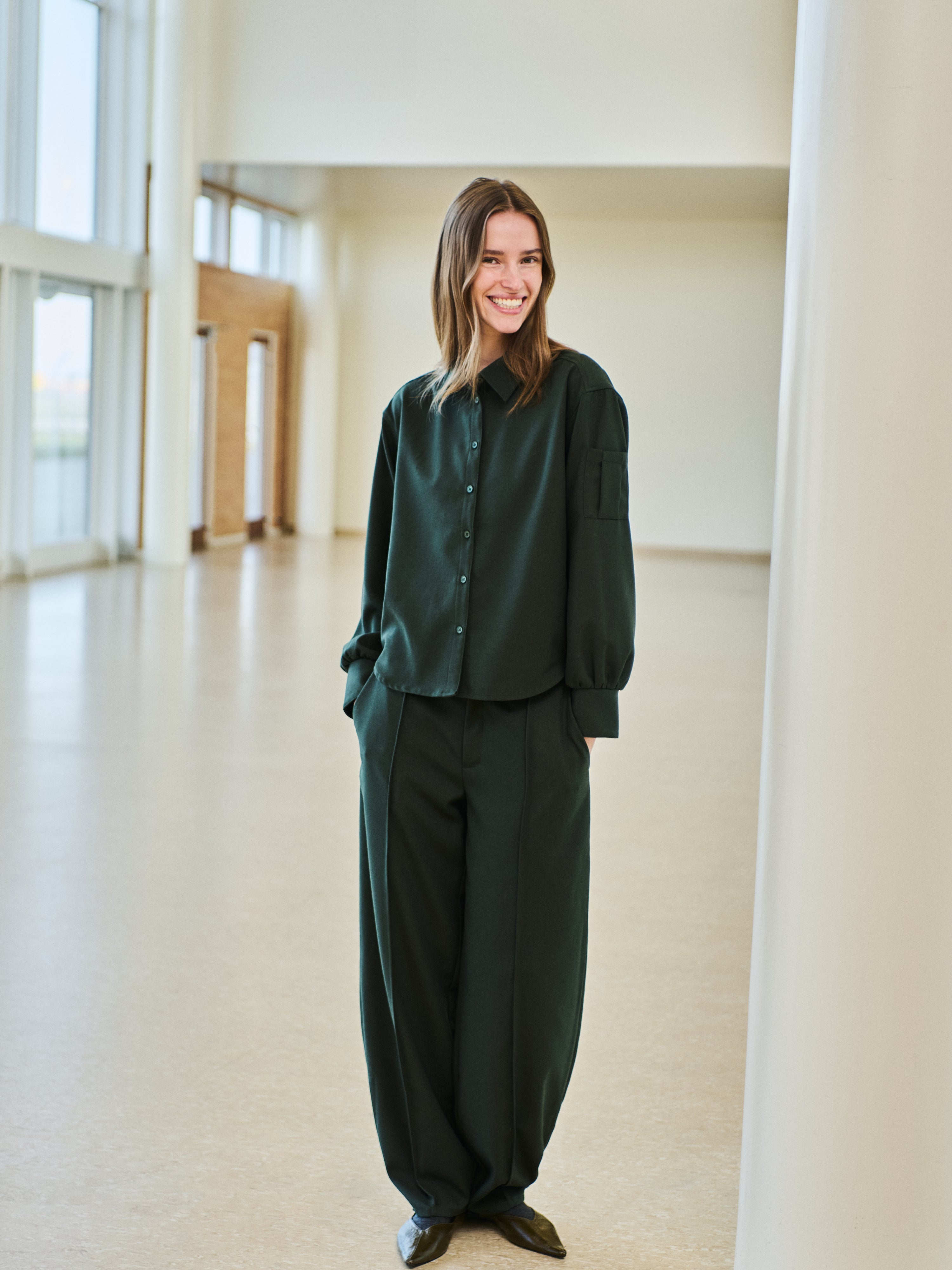 Cammia-M_Pine Green_Image_1