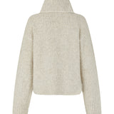 Kemina-M_Light Grey Stripe_Packshot_1