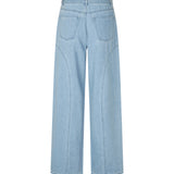 Lixia-M_Light Soft Wash_Packshot_1