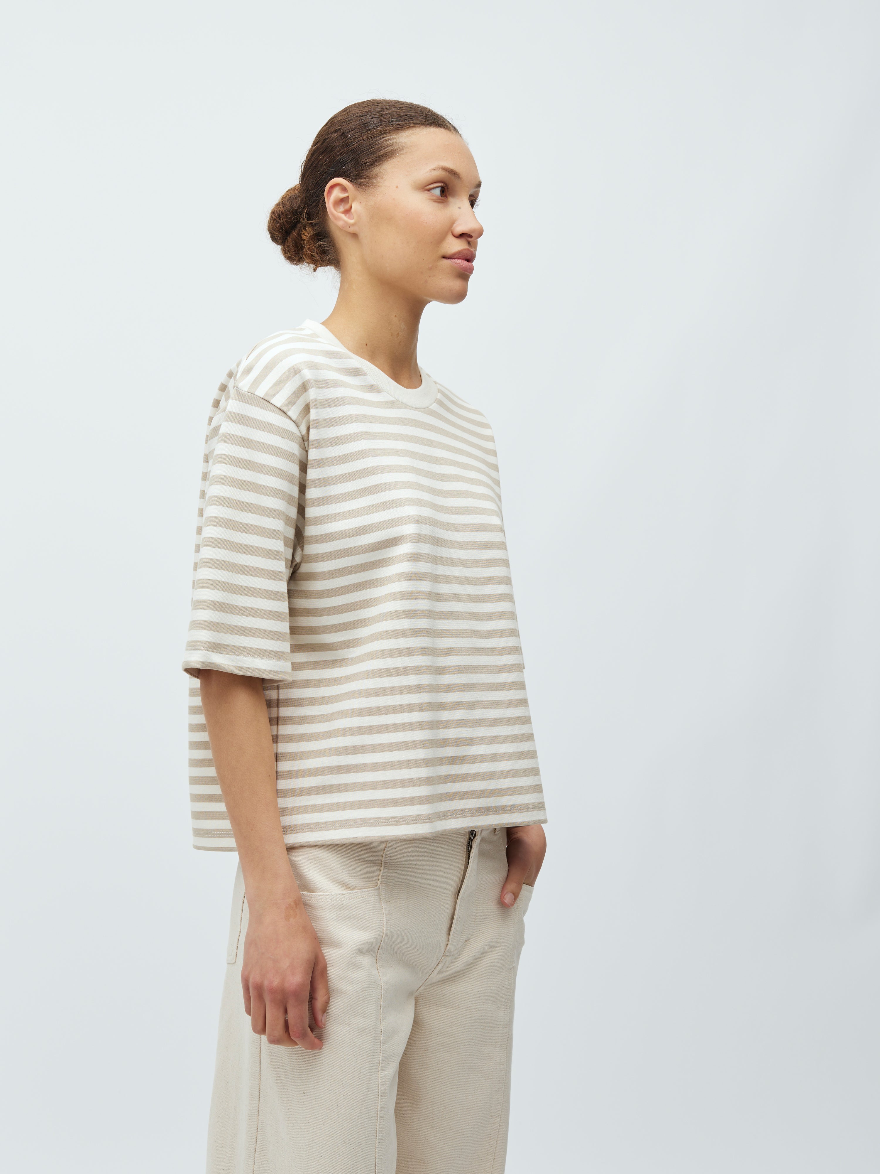Emrys-M_Island Fossil Sugar Stripe_Model_1