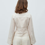 Kalanna-M_White Feather Grey Stripe_Model_2