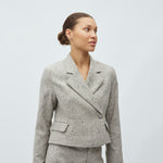 Iva-M_Sparkle Grain_Model_4