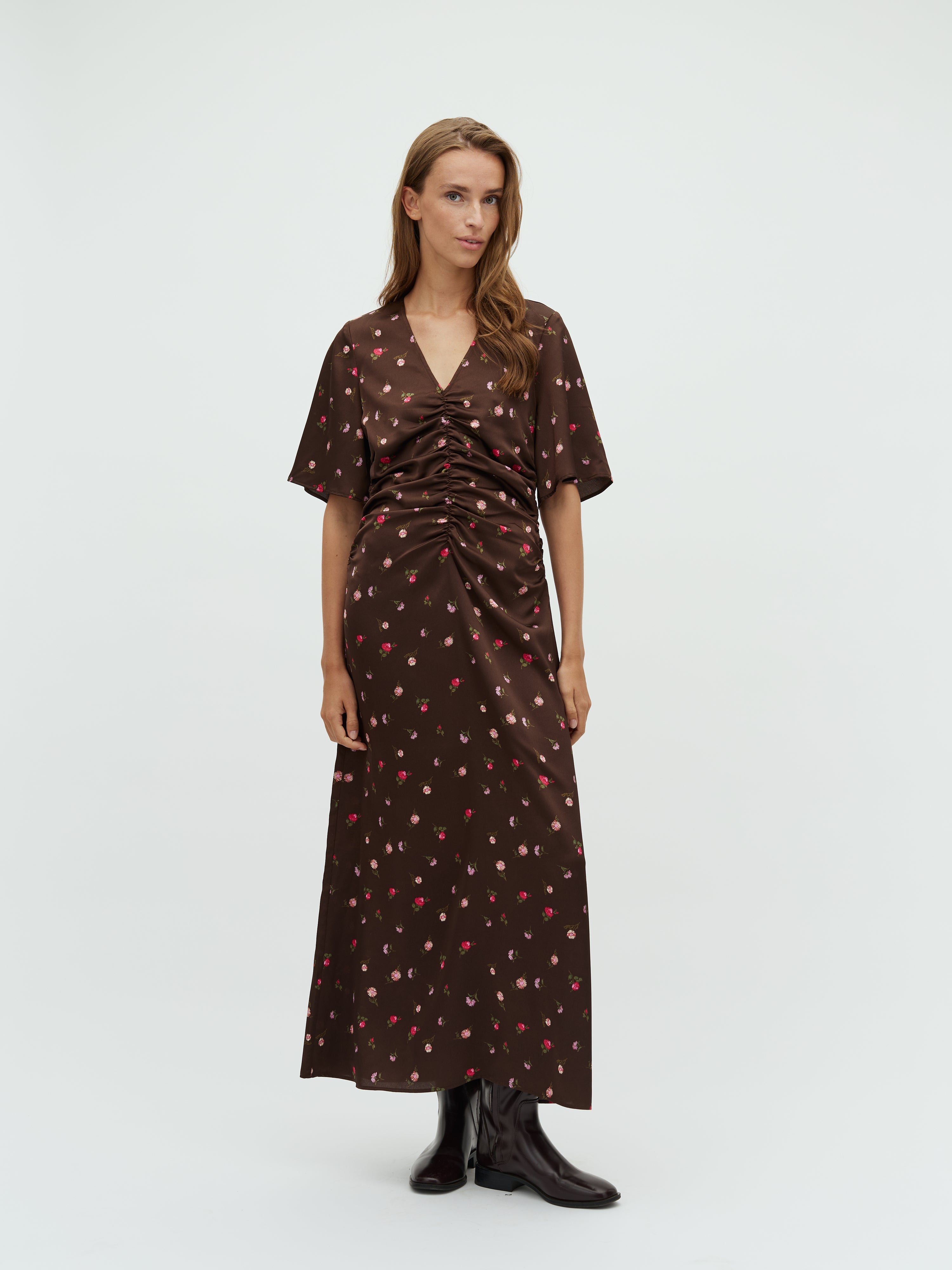 Ineya-M_Dark Evaline Print_Model_1