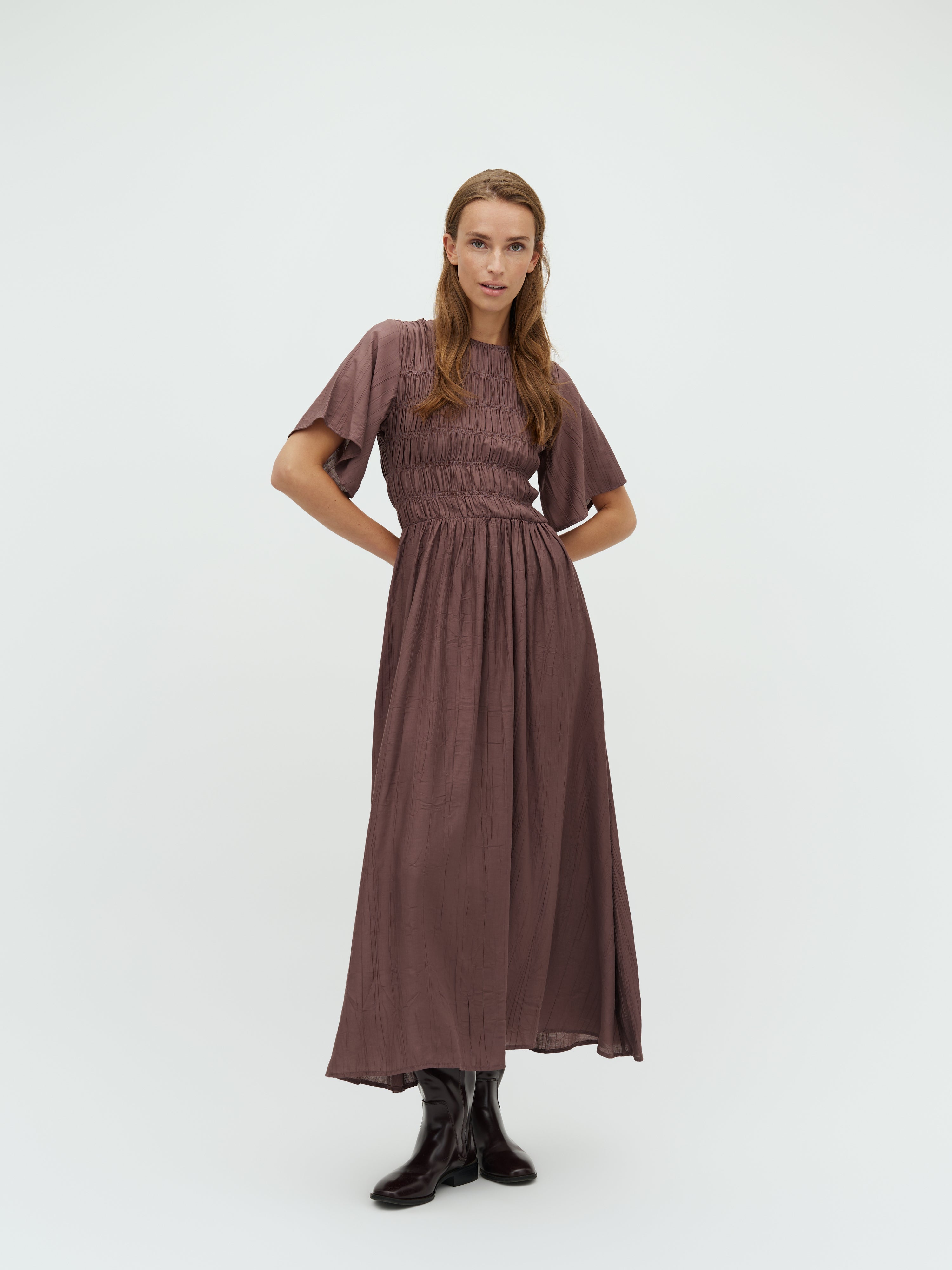 Mehina-M_Brown Lilac_Model_0