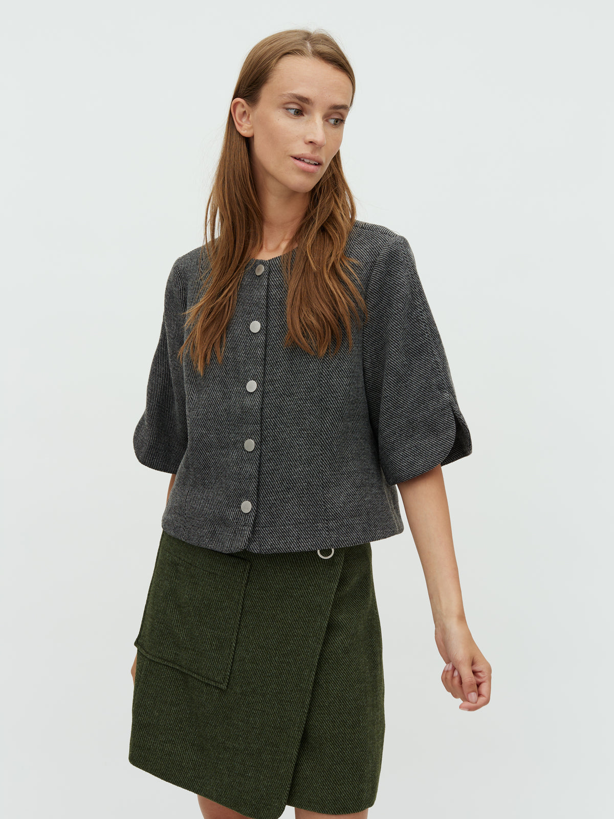 Baomin-M_Black Twill_Model_0