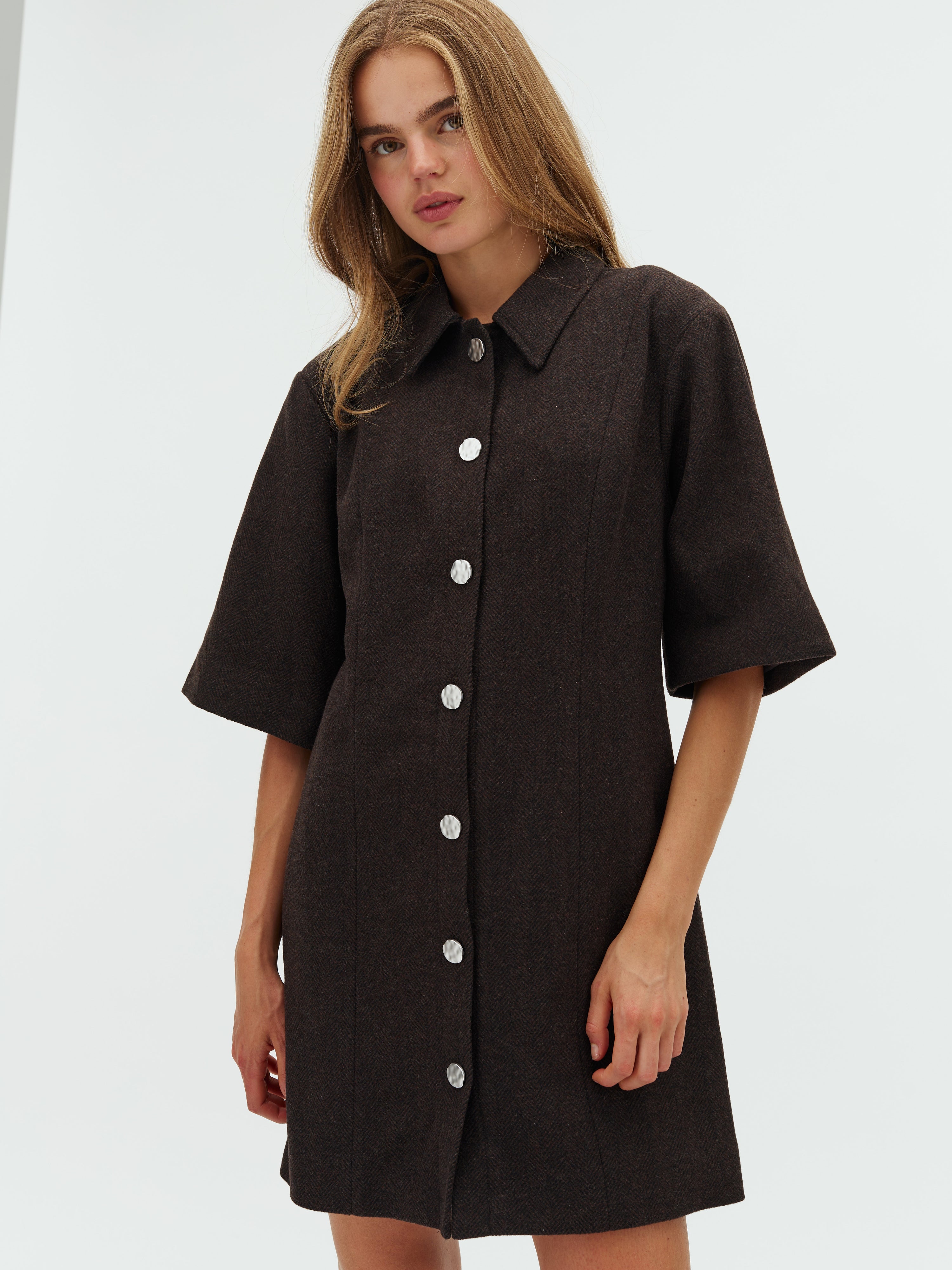 Bimalani-M_Brown Black Twill_Model_2