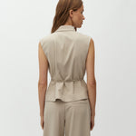 Evelora-M_Light Sand_Model_3