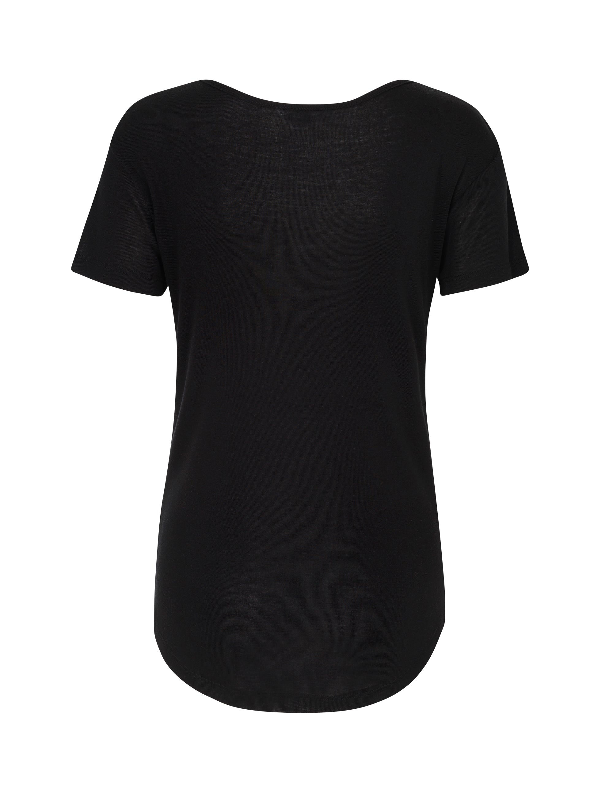 Lucianna_Black_Packshot_1