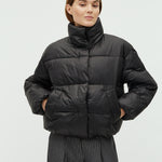 Seraphina-M_Black_Model_0