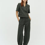 Robina-M_Pine Green_Model_3