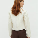 Alfino-M_White Cow_Model_2