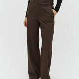 Gennie_Coffee Brown_Model_1