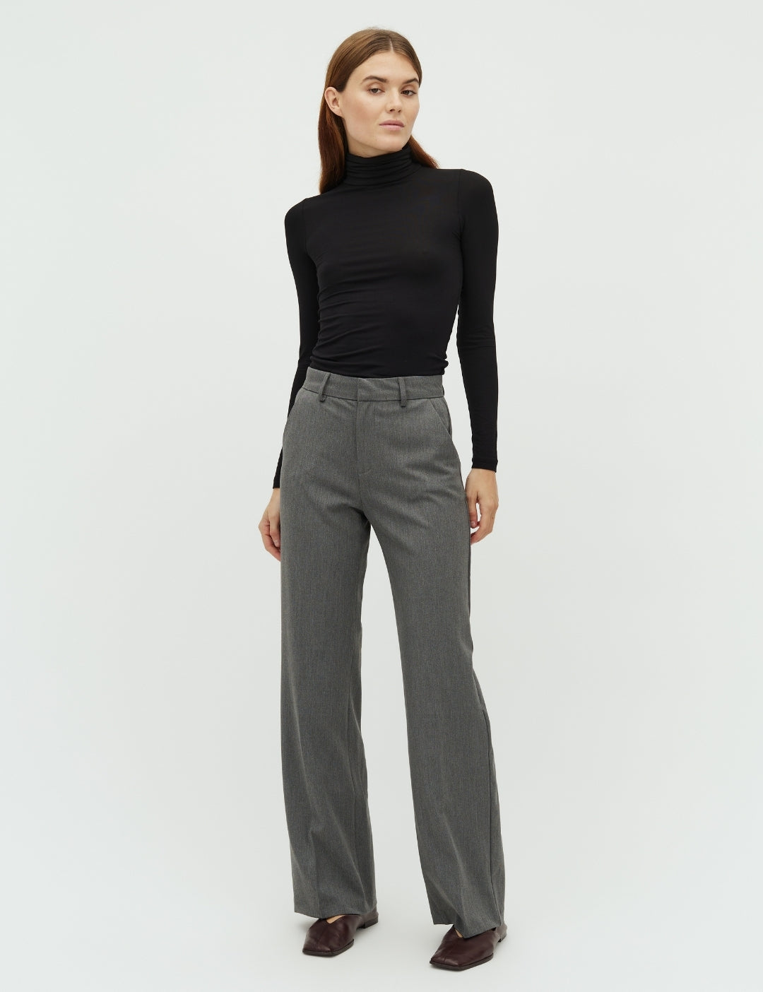 Lucy-M_Medium Melange_Model_0