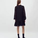 Nulia-M_Black_Model_3