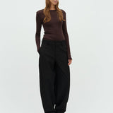 Silira-M_Black_Model_0