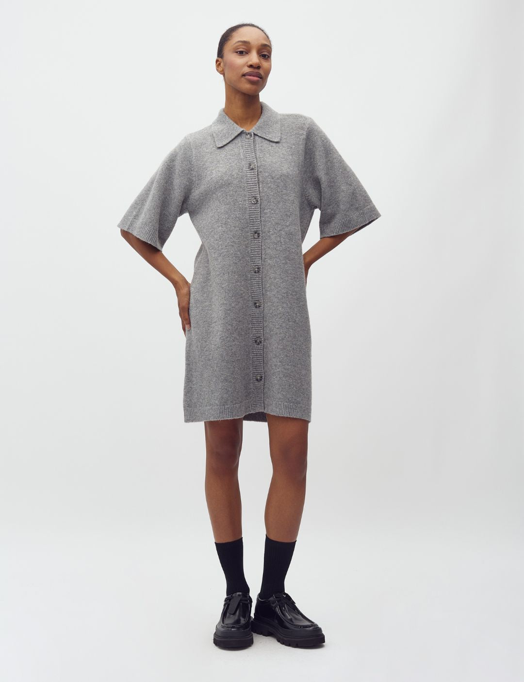 Biman-M_Medium Grey Melange_Model_0