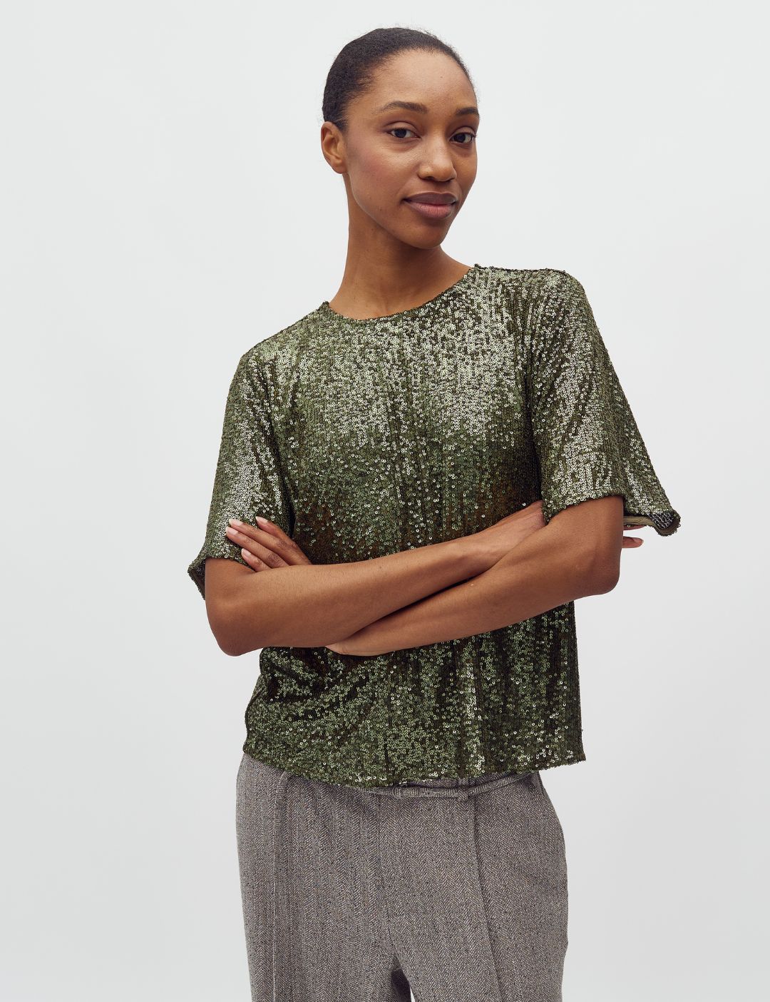 Emrilla-M_Beetle Green_Model_0