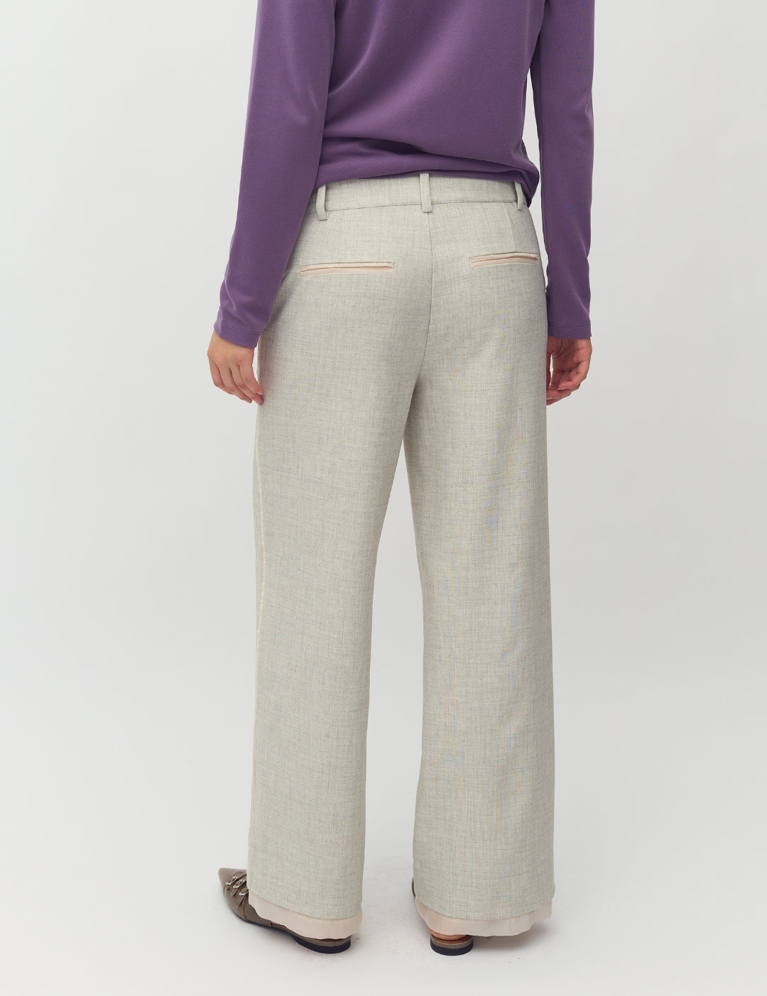 Rasina-M_Oyster Melange_Model_4