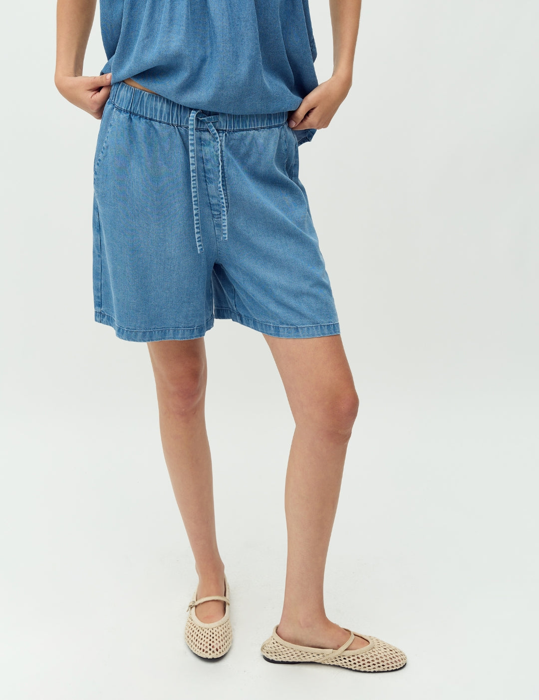 Juanis-M_Mid Vintage Wash_Model_1