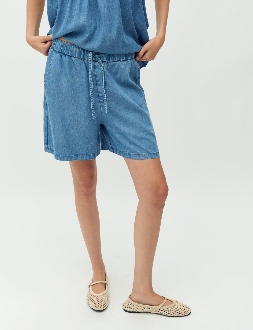 Juanis-M_Mid Vintage Wash_Model_1