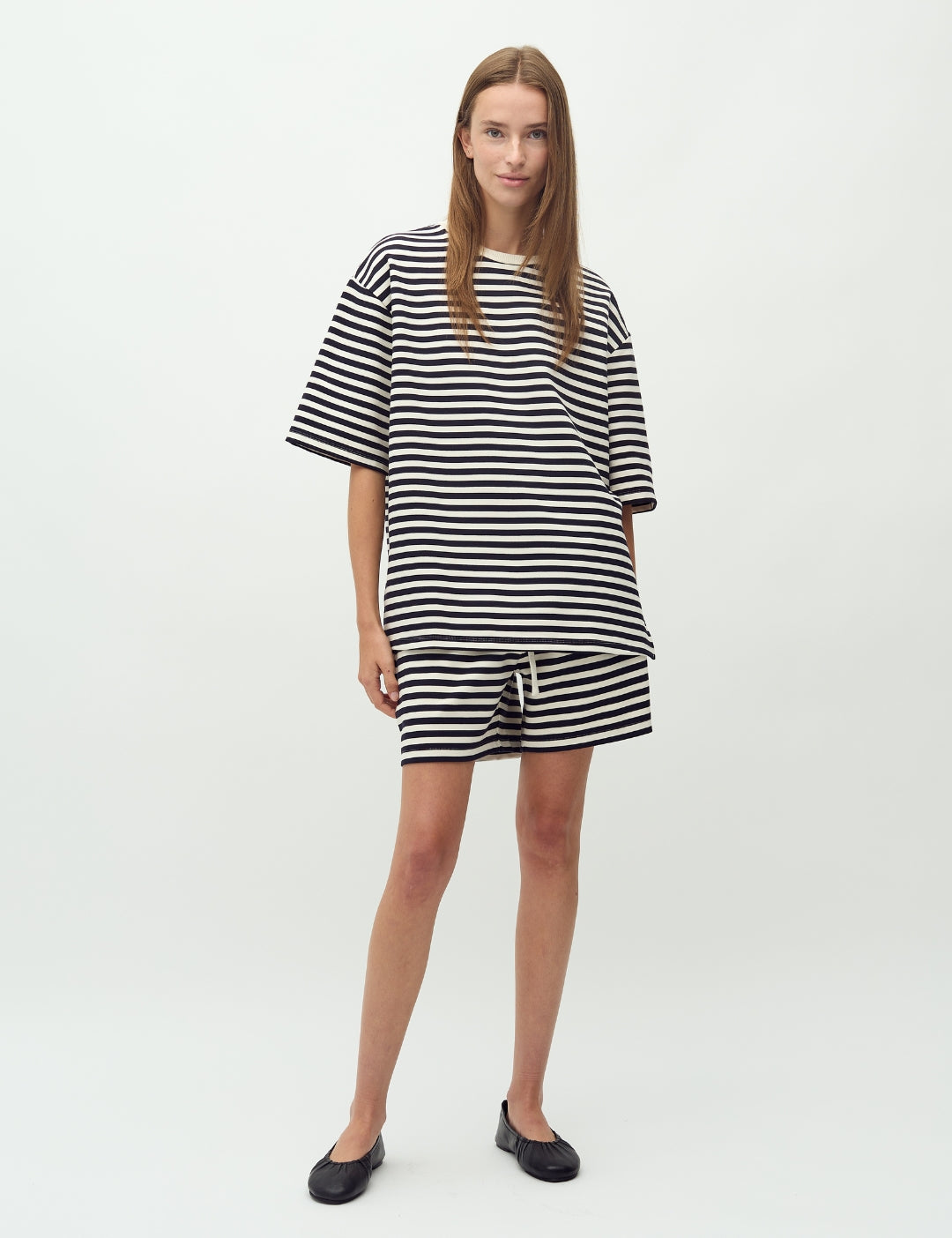 Jaxi-M_Night Sky Sugar Stripe_Model_0