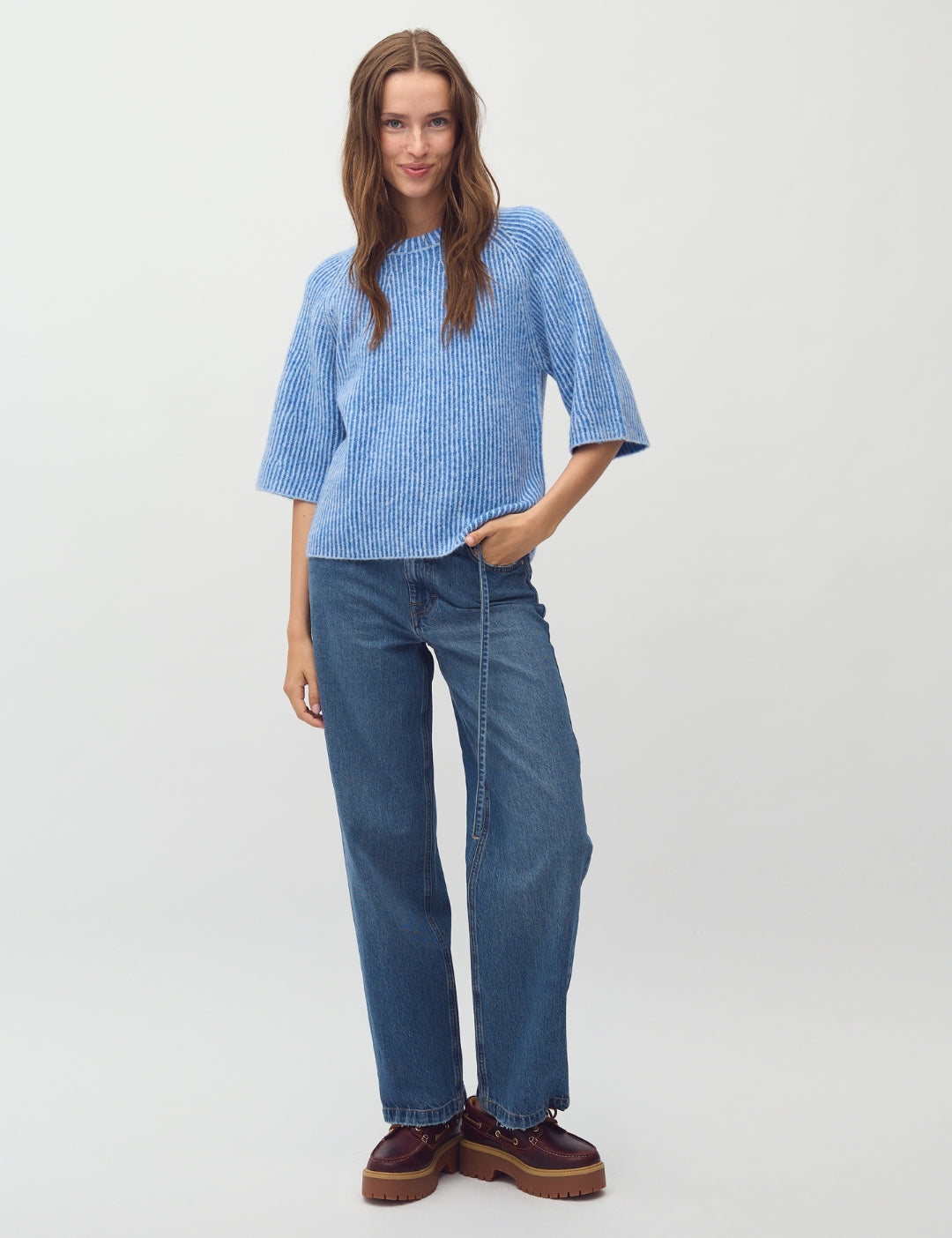 Ubeda-M_Blue Sapphire Stripe_Model_1