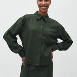 Cammia-M_Pine Green_Model_0