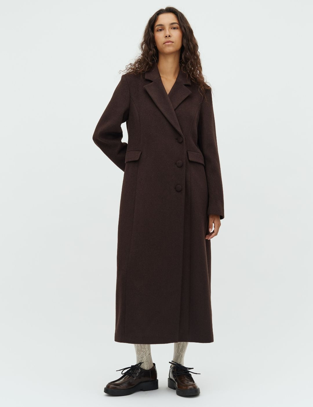 Iva Long-M_Java_Model_0