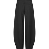 Silira-M_Black_Packshot_1