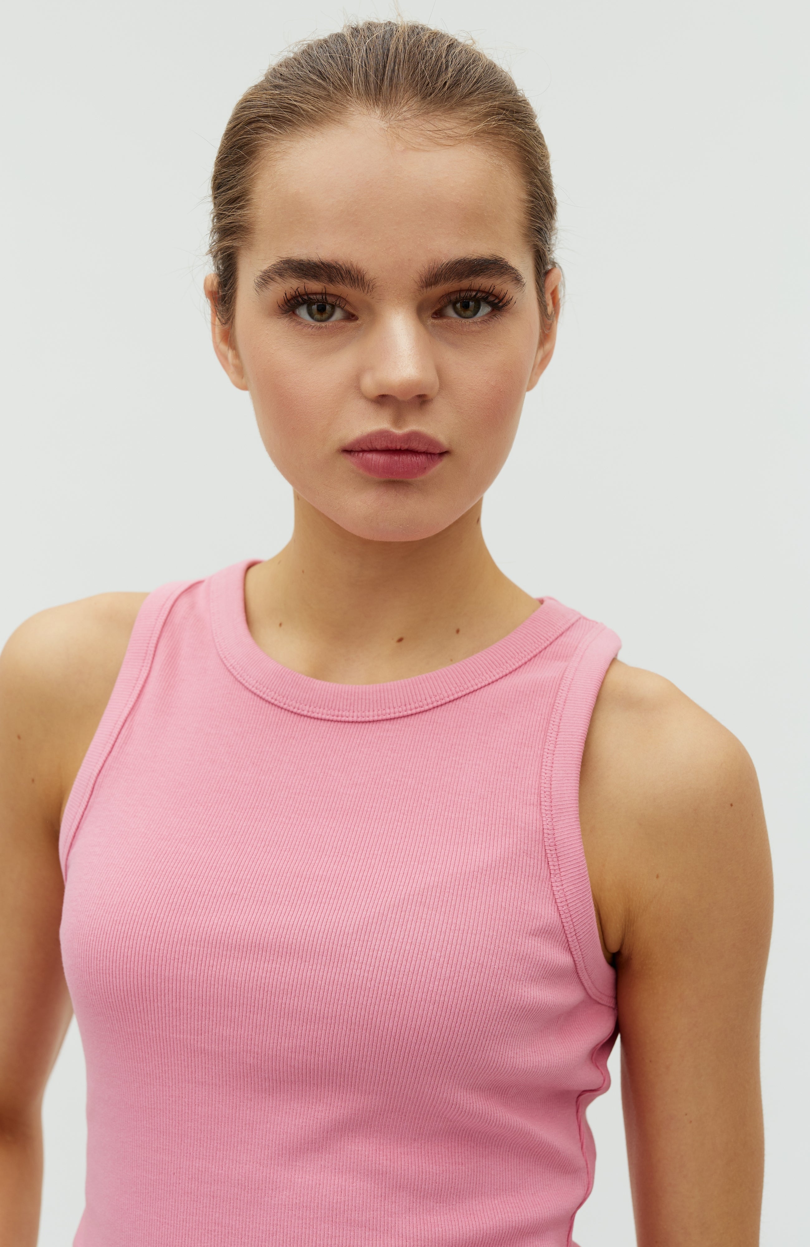 Jaxson-M_Wild Rose_Model_1